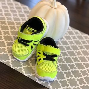 Nike Fusion Run 2 baby/toddler boy sneakers